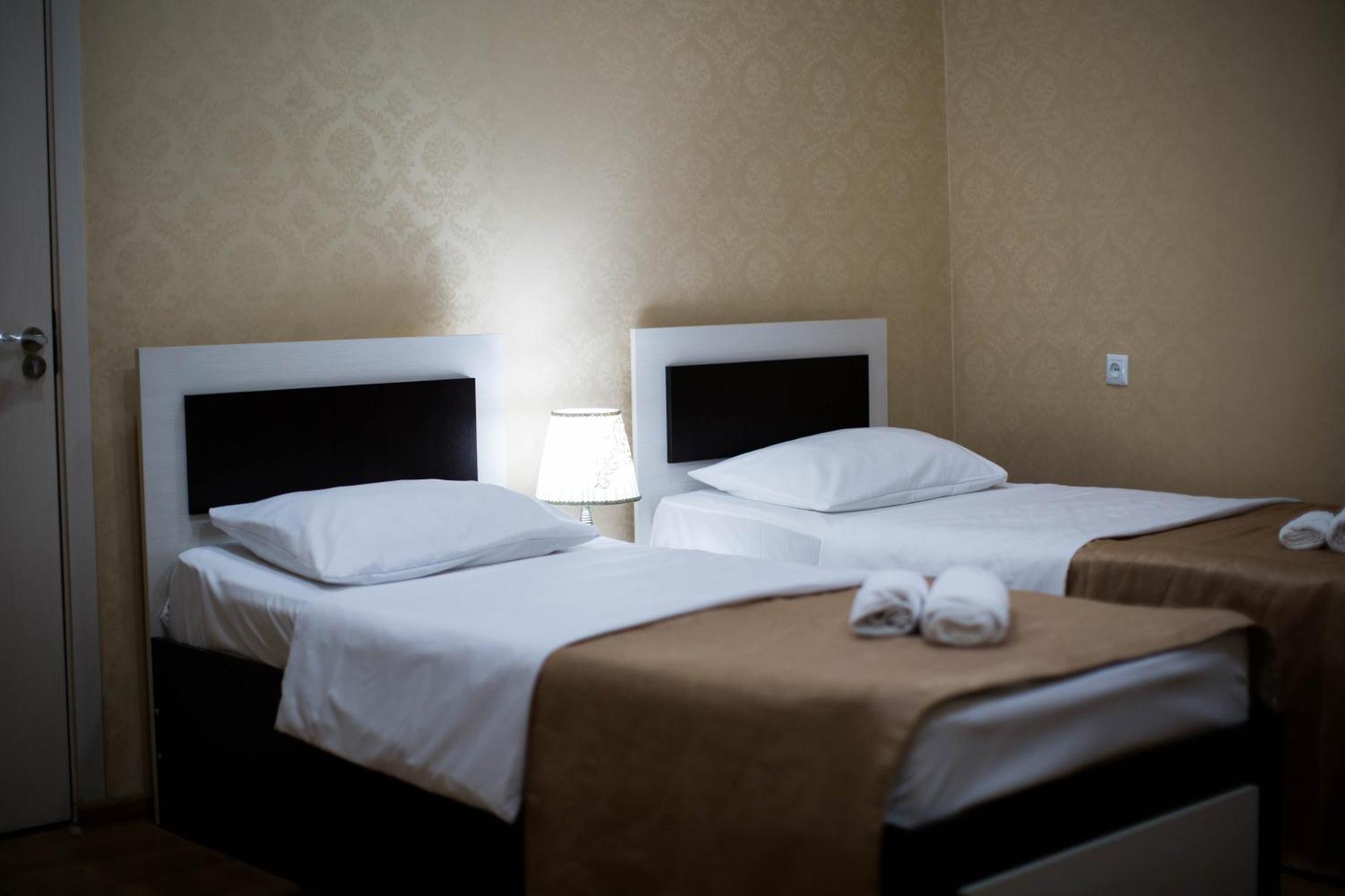 Hotel Care Inn Тбилиси Экстерьер фото
