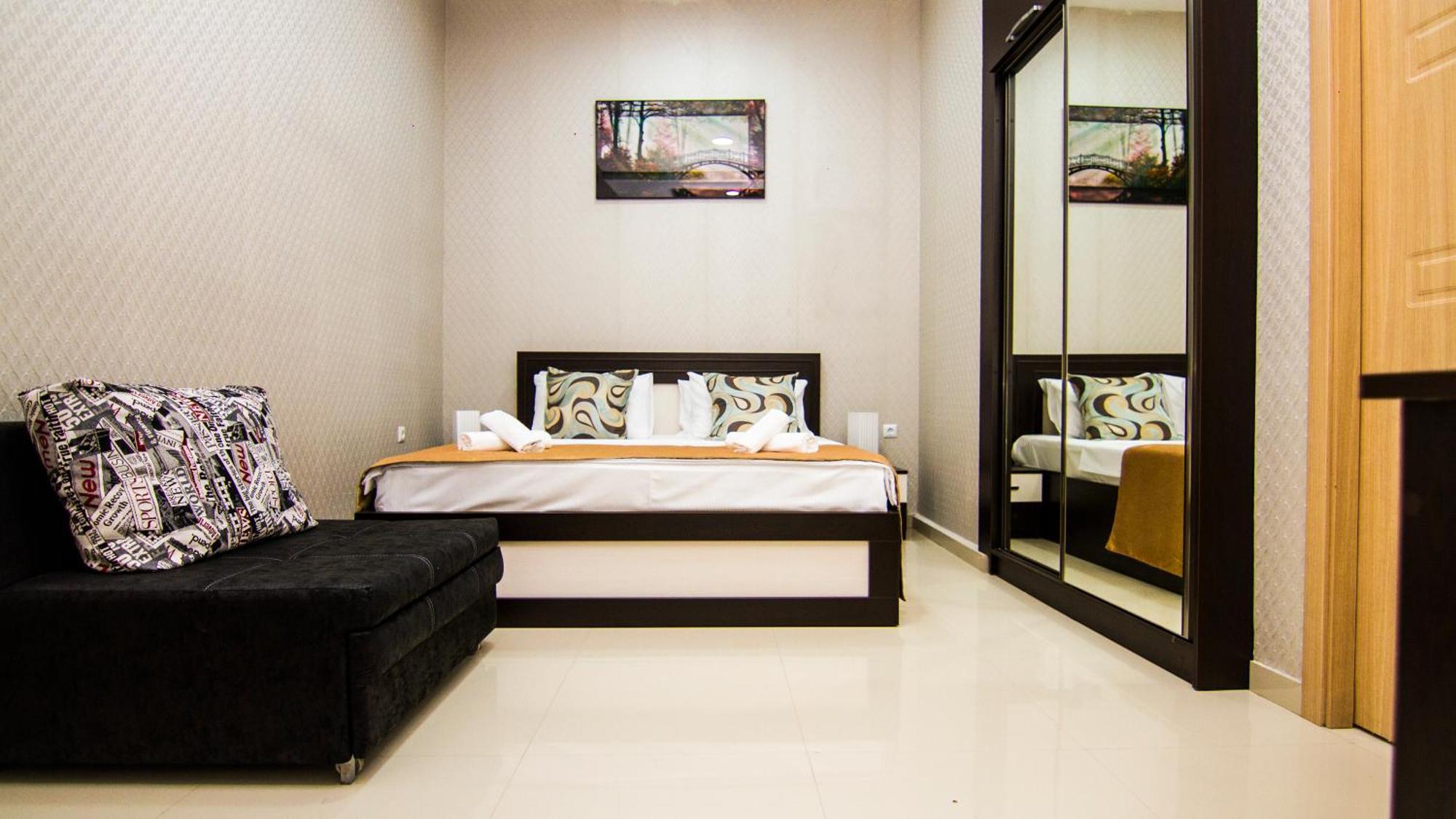 Hotel Care Inn Тбилиси Экстерьер фото