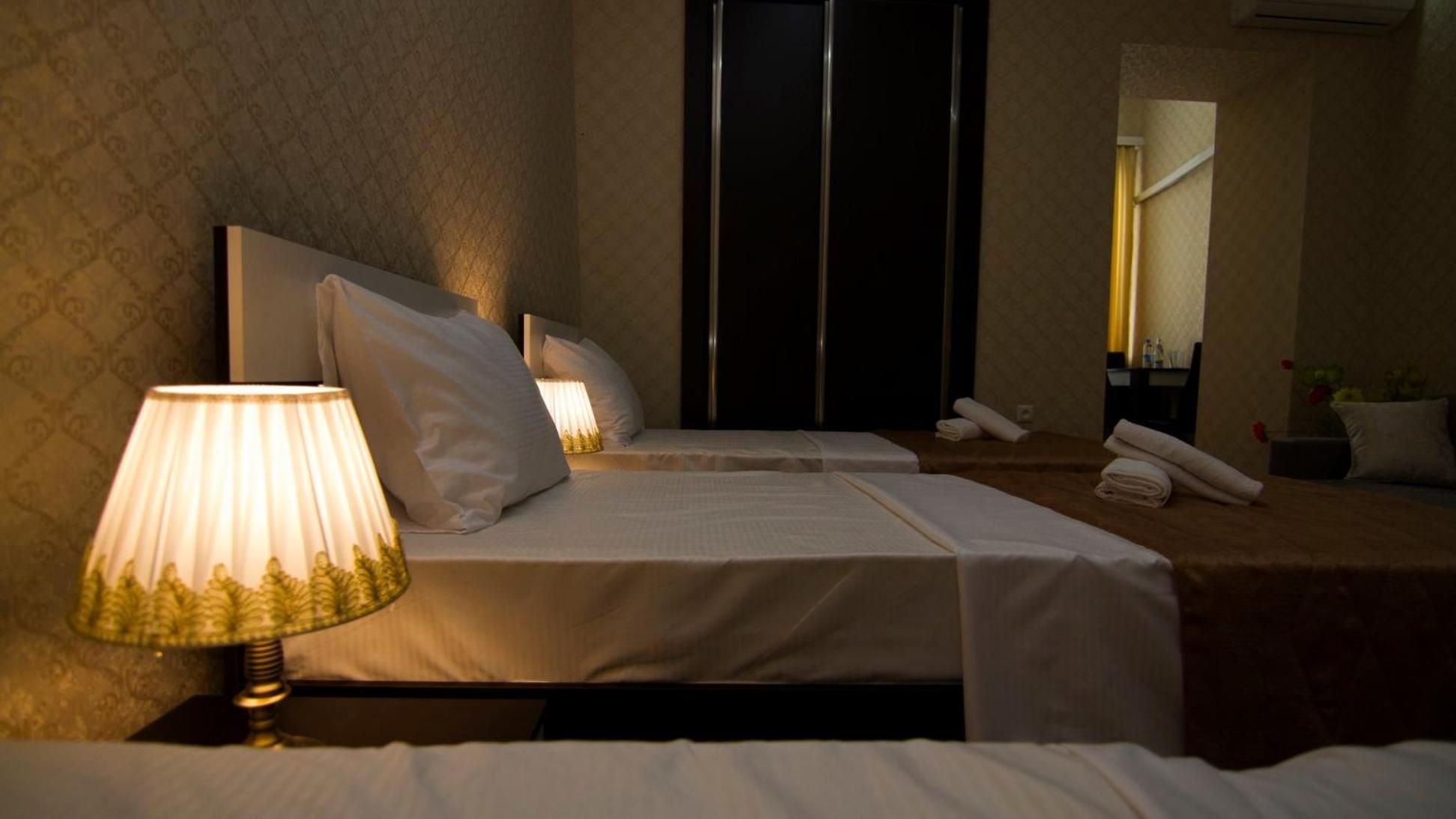 Hotel Care Inn Тбилиси Экстерьер фото