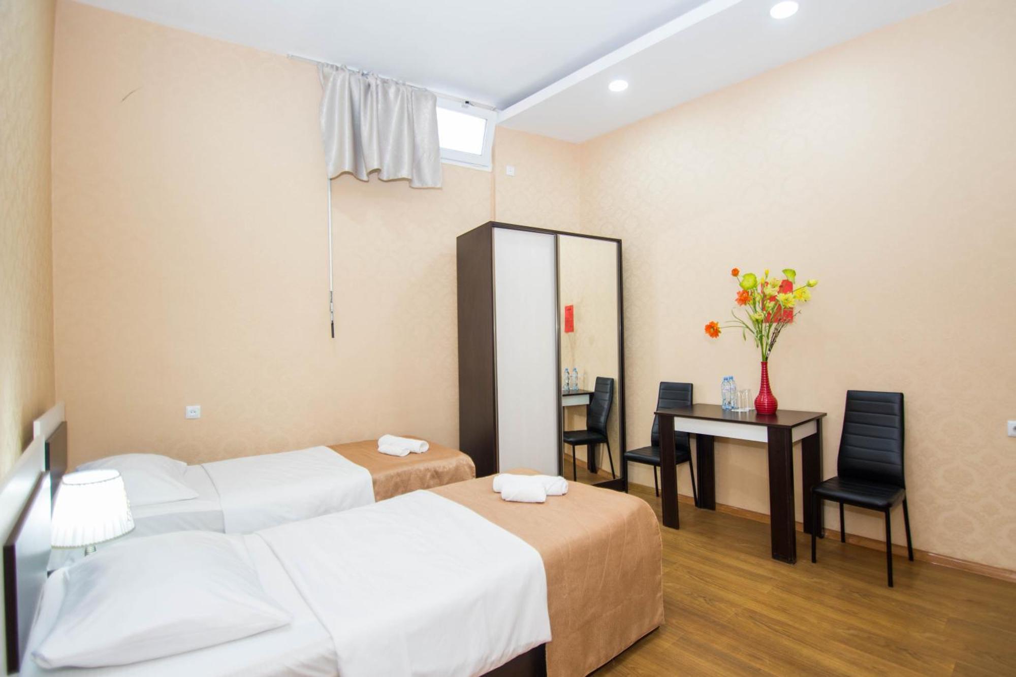 Hotel Care Inn Тбилиси Экстерьер фото