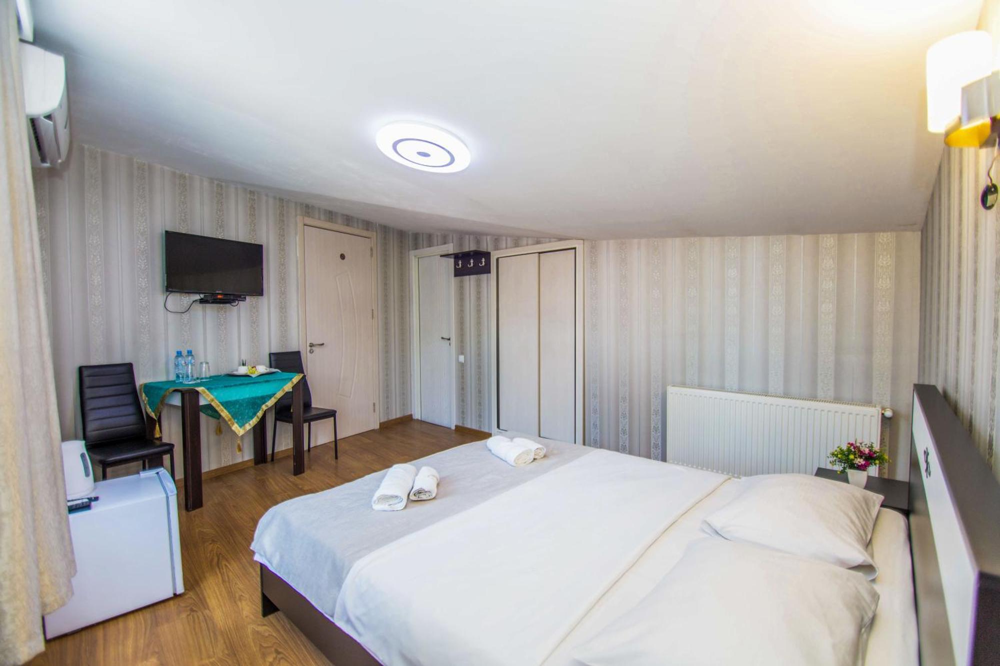 Hotel Care Inn Тбилиси Экстерьер фото
