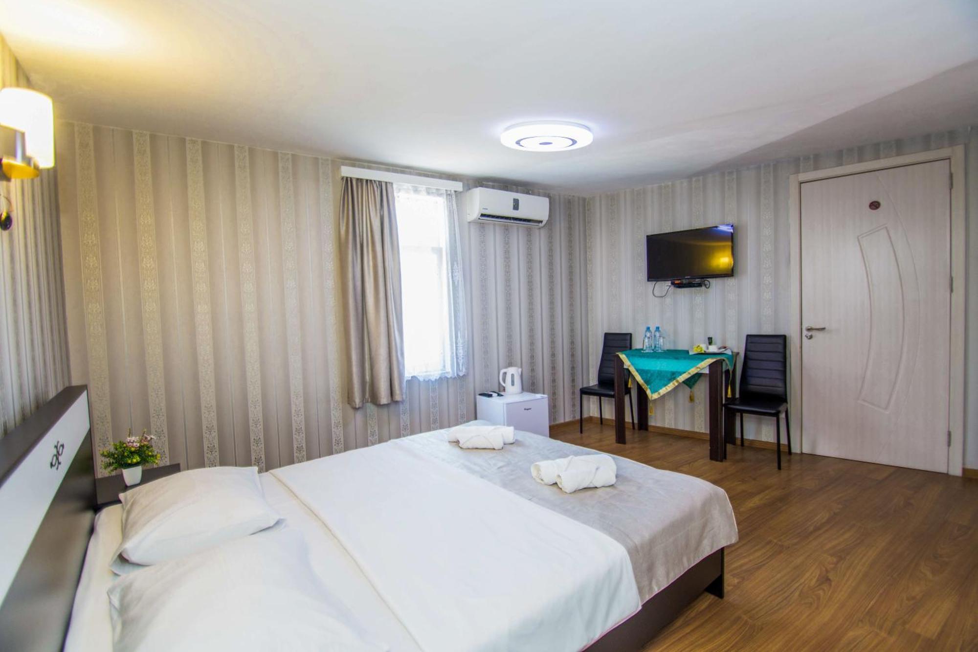 Hotel Care Inn Тбилиси Экстерьер фото