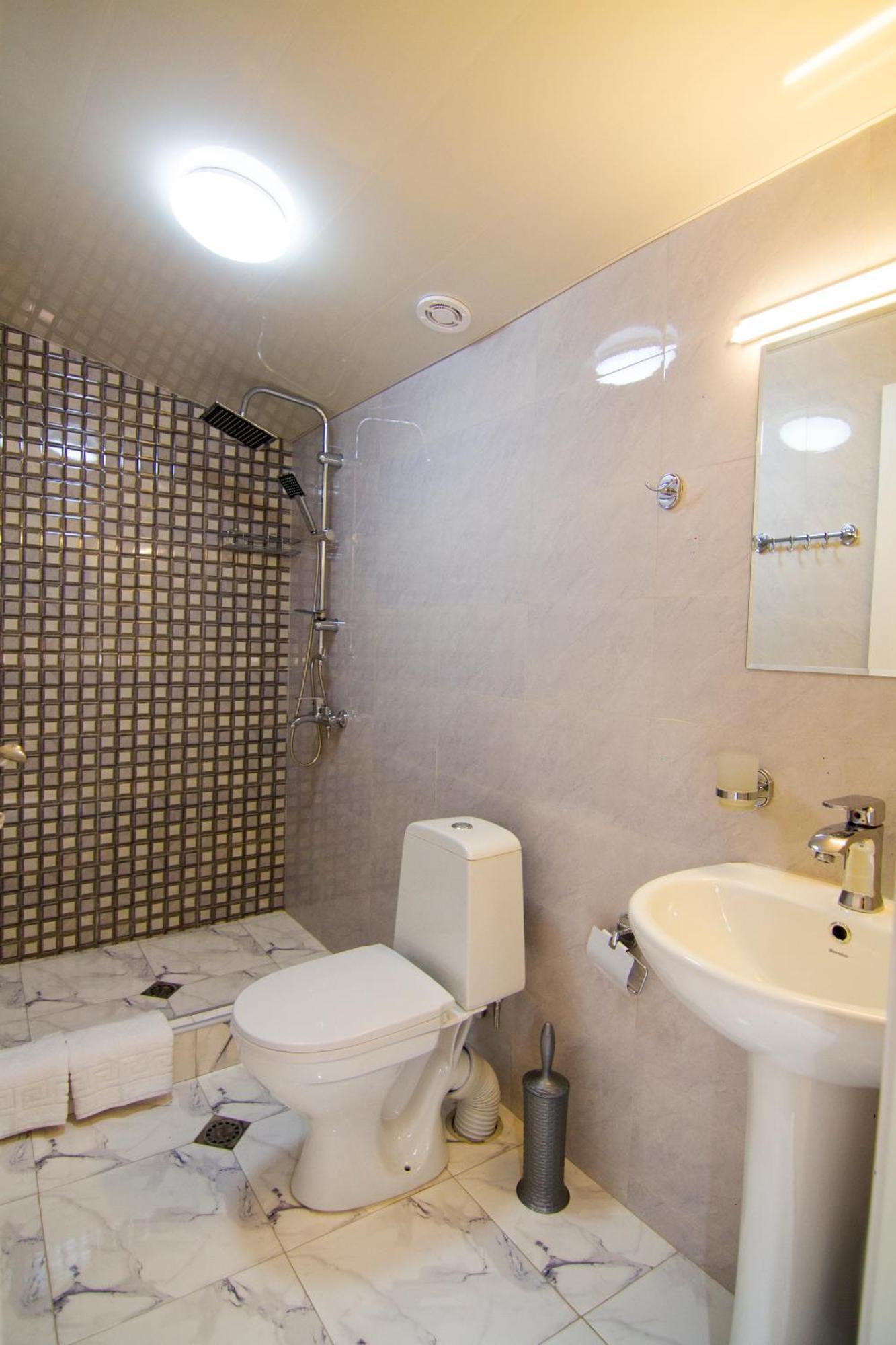 Hotel Care Inn Тбилиси Экстерьер фото